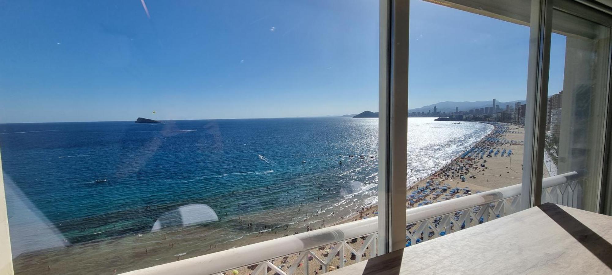 Principado Benidorm Suites Levante Εξωτερικό φωτογραφία